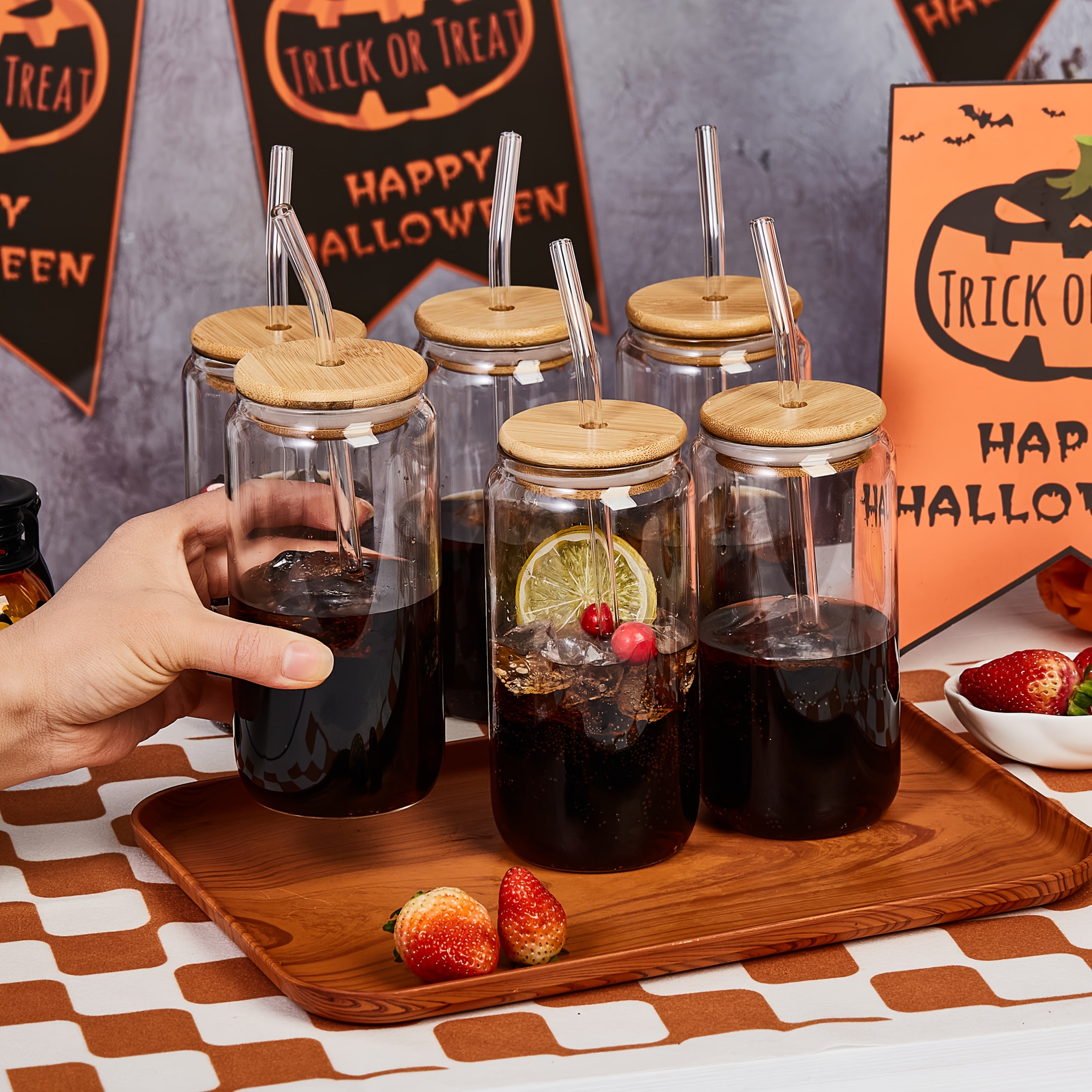 4\u002F6\u002F8 Classic Glass Cups Of 18.6oz\u002F550ml, Can Shaped Glass Cups, Iced Coffee Drinking Glass Cups, Cola Cup Set, Cute Glass Cups Are Perfect For Smoothies, Boba Tea, Soda Water, Water, Women'S Gifts, Men's, And Girls.